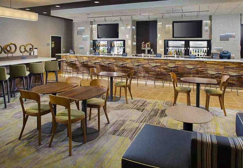 Hotel Courtyard By Marriott Dallas And Conference Center 3*